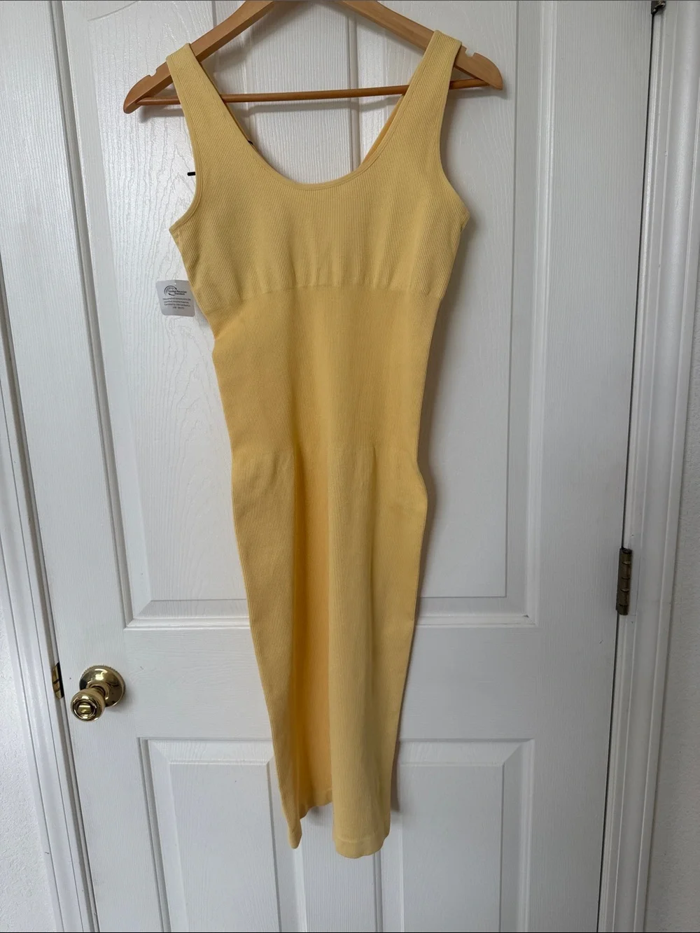 Popilush | BNWT | Butter Yellow Midi Dress - Picture 2 of 5